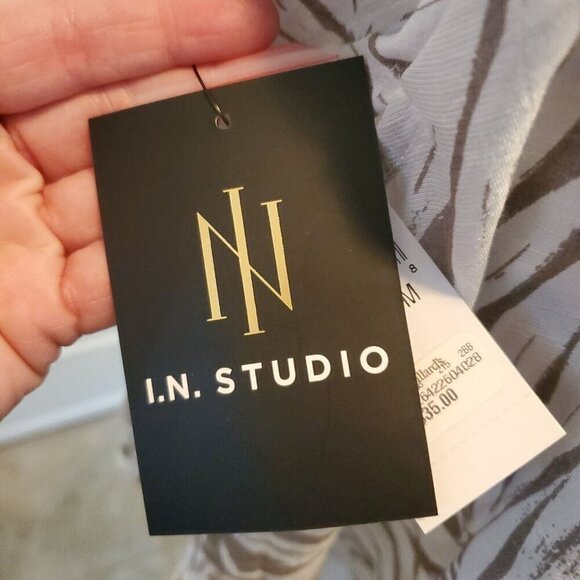 IN Studio Blouse Womens Medium Tan White Pullover Overlay Boho Coastal Beach - Picture 12 of 12